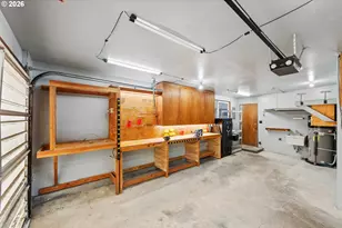 3123 Oak St, North Bend, OR 97459 - Photo 29