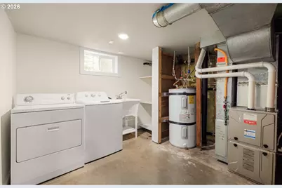 13001 SE Claybourne St, Portland, OR 97236 - Photo 19