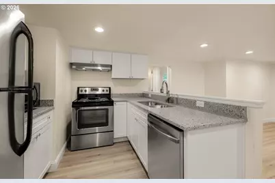 13001 SE Claybourne St, Portland, OR 97236 - Photo 13