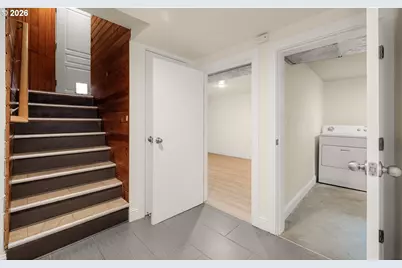 13001 SE Claybourne St, Portland, OR 97236 - Photo 11