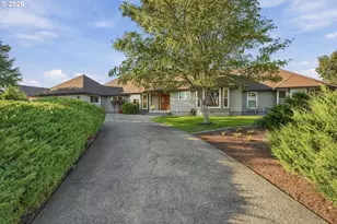 365 Birdie Ln, Roseburg, OR 97471 - Photo 3