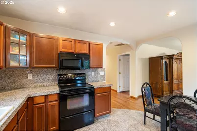 1435 SE 148th Ave, Portland, OR 97233 - Photo 19