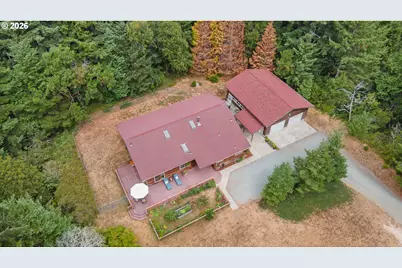 87799 Holly Ln, Bandon, OR 97411 - Photo 39