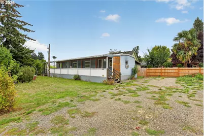 10882 NE Oak St, Donald, OR 97020 - Photo 3
