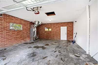 13949 NE San Rafael St, Portland, OR 97230 - Photo 17