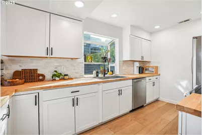 14936 NW Mill Rd #K, Portland, OR 97231 - Photo 9