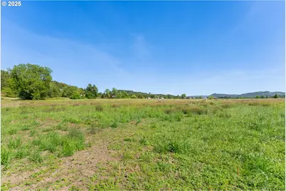 0 Healy Rd, Roseburg, OR 97471 - Photo 9