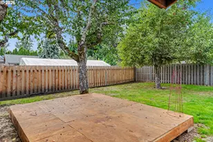 115 Grant St, Silverton, OR 97381 - Photo 27