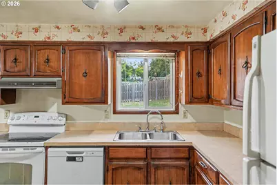 115 Grant St, Silverton, OR 97381 - Photo 15