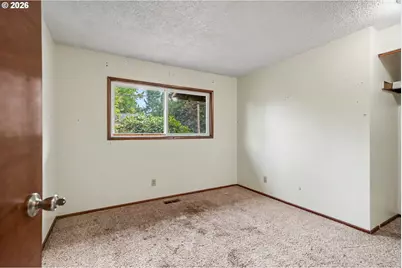 115 Grant St, Silverton, OR 97381 - Photo 21