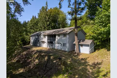 2340 Kelso Dr, Kelso, WA 98626 - Photo 1