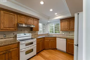 2340 Kelso Dr, Kelso, WA 98626 - Photo 7