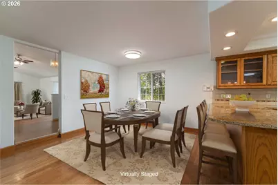 2340 Kelso Dr, Kelso, WA 98626 - Photo 9