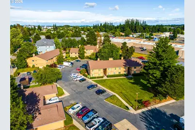 1254 NE 27th St, McMinnville, OR 97128 - Photo 5