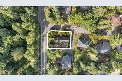 706 SW Colony Dr, Portland, OR 97219 - Photo 47