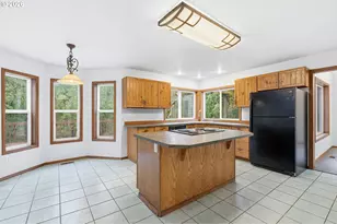 18370 S Matthew Ct, Oregon City, OR 97045 - Photo 11