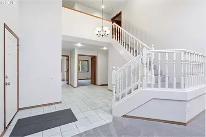 18370 S Matthew Ct, Oregon City, OR 97045 - Photo 5