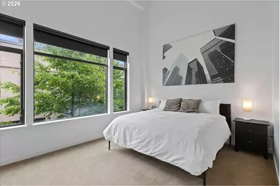 1728 NW Riverscape St, Portland, OR 97209 - Photo 15