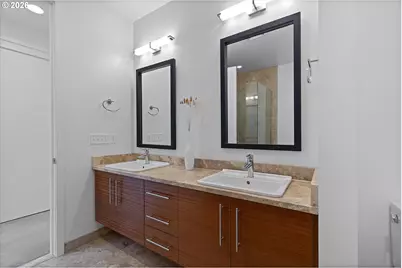 1728 NW Riverscape St, Portland, OR 97209 - Photo 23