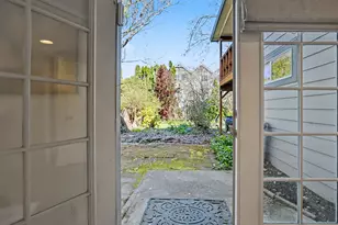 907 SW Halsey St, Troutdale, OR 97060 - Photo 35