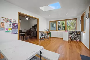 907 SW Halsey St, Troutdale, OR 97060 - Photo 23