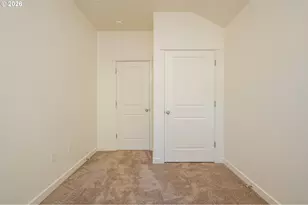 252 NW 11 Mile Ave, Gresham, OR 97030 - Photo 27