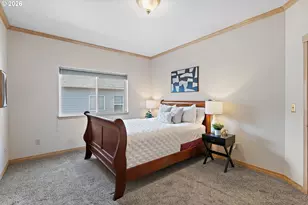 1012 NE Multnomah Dr, Fairview, OR 97024 - Photo 21