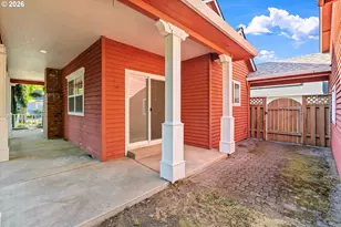 1012 NE Multnomah Dr, Fairview, OR 97024 - Photo 29