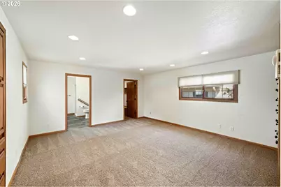 655 S 12th Ct, Coos Bay, OR 97420 - Photo 19