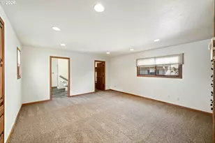 655 S 12th Ct, Coos Bay, OR 97420 - Photo 19