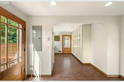 655 S 12th Ct, Coos Bay, OR 97420 - Photo 25