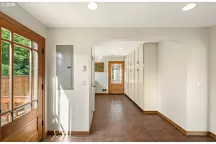 655 S 12th Ct, Coos Bay, OR 97420 - Photo 25