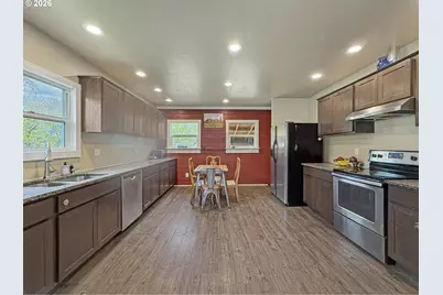 1724 Broadway St, Baker City, OR 97814 - Photo 11