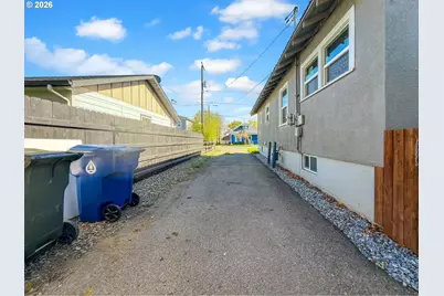 1724 Broadway St, Baker City, OR 97814 - Photo 43