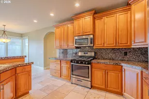 735 NW 24th Ave, Camas, WA 98607 - Photo 5