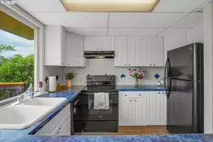 6740 N Willamette Blvd, Portland, OR 97203 - Photo 7