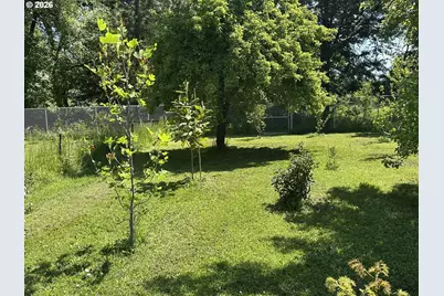 159 Fawn Dr, Roseburg, OR 97470 - Photo 33