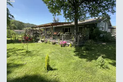 159 Fawn Dr, Roseburg, OR 97470 - Photo 21