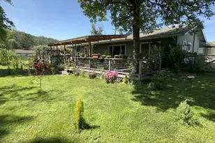 159 Fawn Dr, Roseburg, OR 97470 - Photo 21