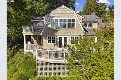 11605 S Elysium Pl, Portland, OR 97219 - Photo 3