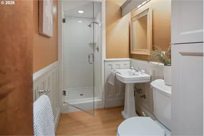 11605 S Elysium Pl, Portland, OR 97219 - Photo 19
