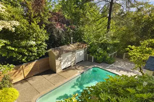 11605 S Elysium Pl, Portland, OR 97219 - Photo 41
