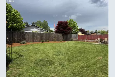 783 SW Sheila St, Dallas, OR 97338 - Photo 15