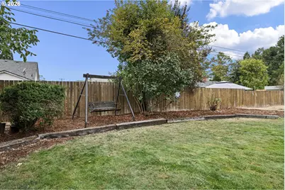 936 Quinalt St, Springfield, OR 97477 - Photo 27