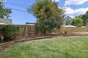 936 Quinalt St, Springfield, OR 97477 - Photo 27