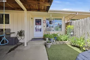 5104 E St, Springfield, OR 97478 - Photo 29