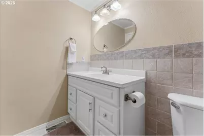 276 SW 11th Ave, Canby, OR 97013 - Photo 15