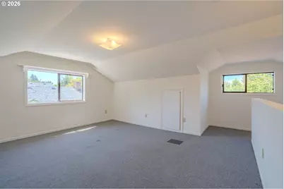 2355 NE 57th Ave, Portland, OR 97213 - Photo 25
