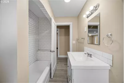 1075 Shipping St, Salem, OR 97301 - Photo 13
