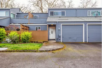 17582 NW Rolling Hill Ln, Beaverton, OR 97006 - Photo 1